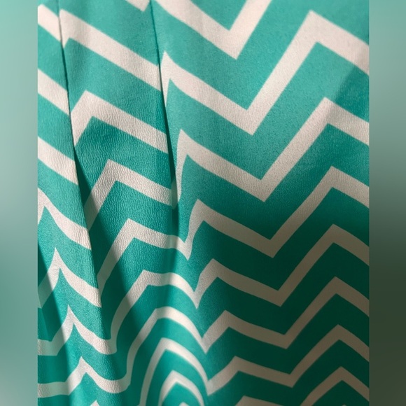 CANDIES TURQUOISE AND WHITE TOP SIZE L - Picture 5 of 7